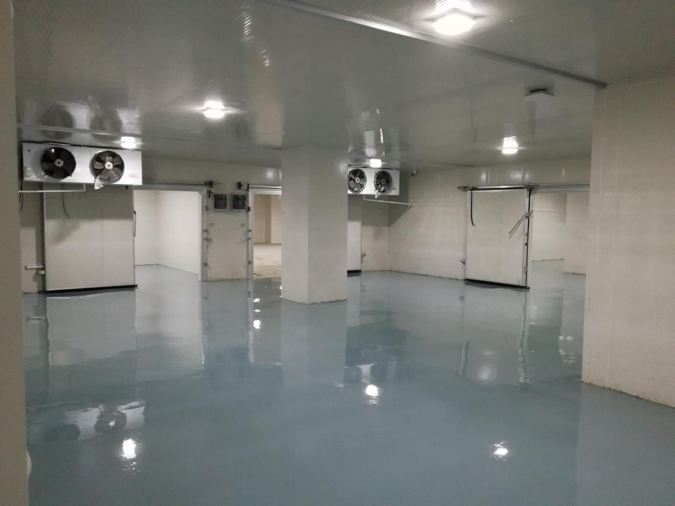 建設(shè)1600m3藥檢所的樣品陰涼庫(kù)安裝價(jià)格是多少？